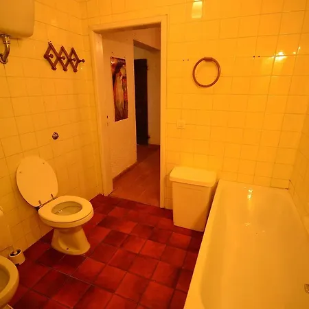 Prázdninový dům With Shared Pool *