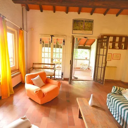 Belvilla By Oyo La Loggia